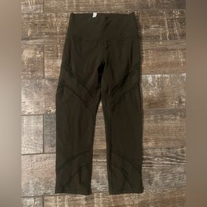Lululemon 23” mesh detail legging